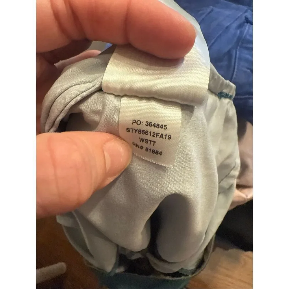 Patagonia Tazmanian Teal‎ Wavy Striped Planing Board Shorts Swim Trunks Size 30